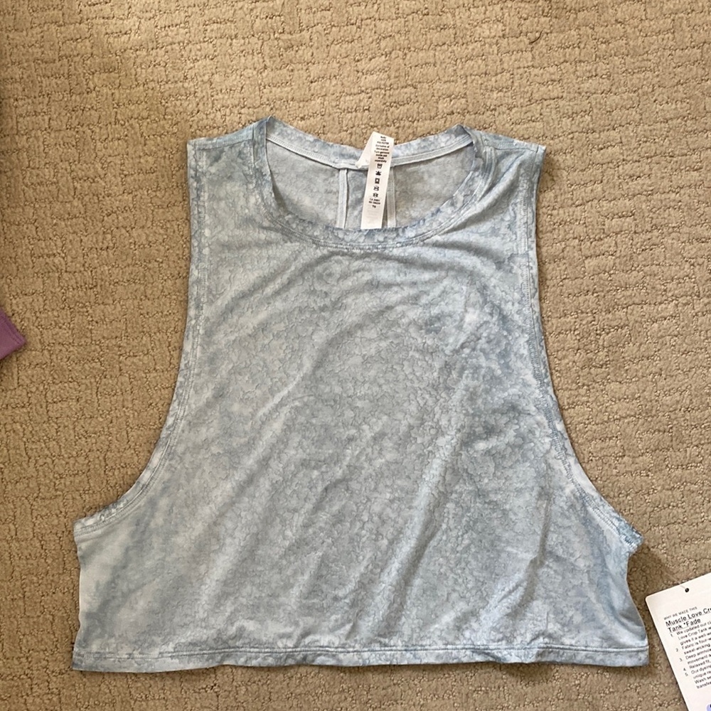 Muscle love crop tank
